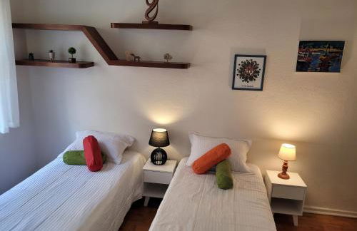 Apartamento com varanda, vista para o mar e ar condicionado - Foto 1