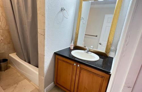 Resort Like house, 4 bedrooms, 3 bathrooms - Photo 40