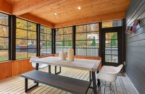 The Dakota by Juniper Holiday + Home - Photo 15