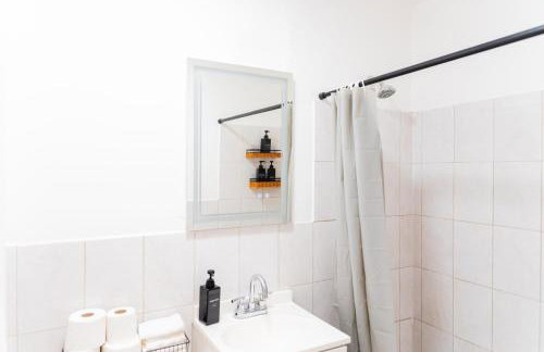 Spacious 2-Bedroom Apartment NYC-10 mins away - Foto 12