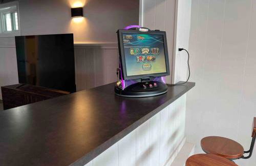 UncleLarry's Lake Place, Sleeps 10 & Hot Tub - Foto 15