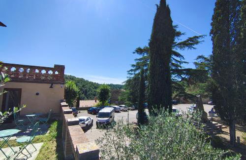 TUSCANFLAT Castle - Photo 25