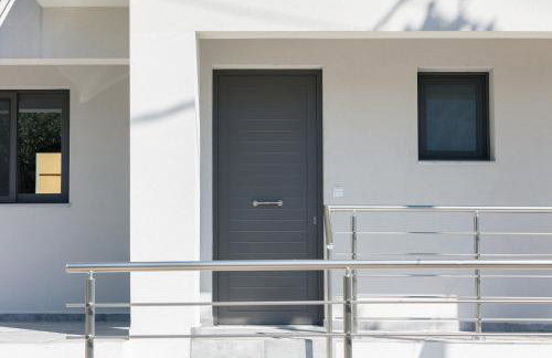 Greek Sky - New modern apartment with shared pool - Photo 23