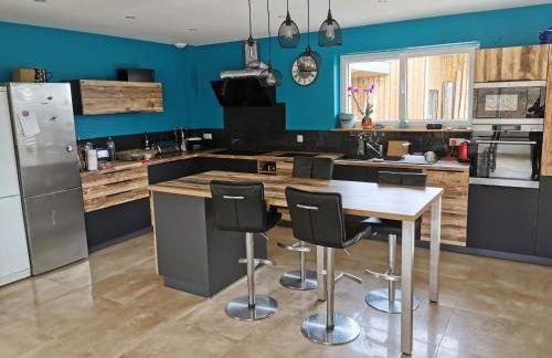 Superbe Maison Jacuzzi+Piscine au cœur des vignes - Foto 13