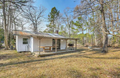 Fish Sam Rayburn! Secluded Cabin with Deck and Grill - Photo 20