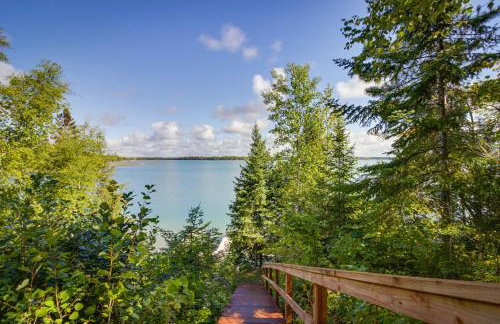 Lakefront Paradise with Private Boat Dock and Patio - Foto 30