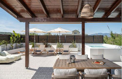 Sol Luxury Apartment - close to the beach with a private heated mini pool - Foto 72