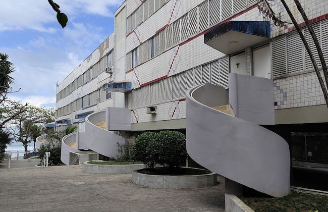 Pé na areia do Guarujá - Praia do Tombo (F) - Foto 67