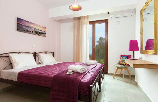 Villa in Arkadi With Pool Near the Sea - Photo 23