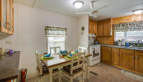 Satsuma Home with Fire Pit and Dunns Creek Access! - Photo 2