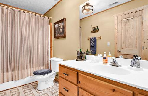 BearHavencabinfun 3 story Log Cabin Mountain View,Hot Tub, sleeps 10 - Foto 45