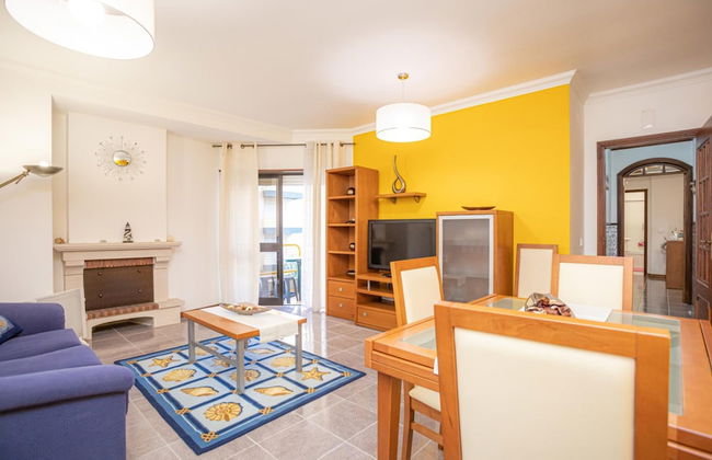 Tamargueira Beach Apartment - Photo 19