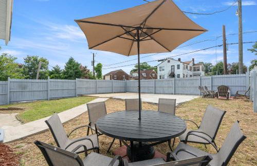 Bungalow Retreat! - Photo 14