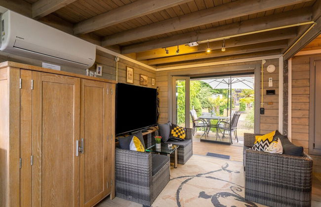 Romantic Chalet Near Wilhelminadorp - Foto 8