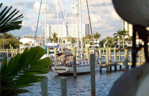 Stylish 2 bedroom home Steps from private beach - Foto 30