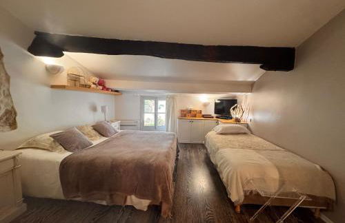 L'élégante - maison de ville avec bains à remous - parking inclus - Foto 23