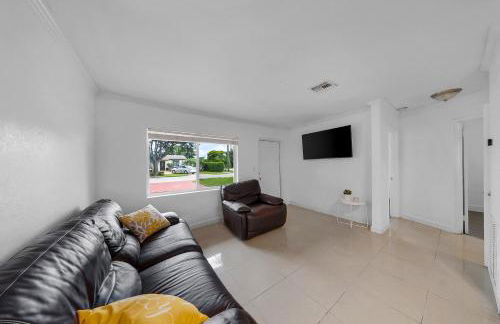 Casa Neisy Florida 10 minutes from Hollywood Beach and Hard Rock Hotel & Casino Hollywood - Foto 9