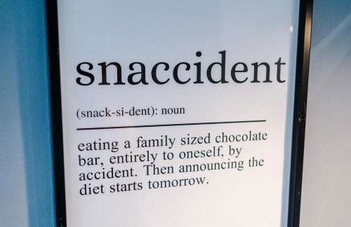 Spacious Modern Chester Home - Great Location - Photo 78