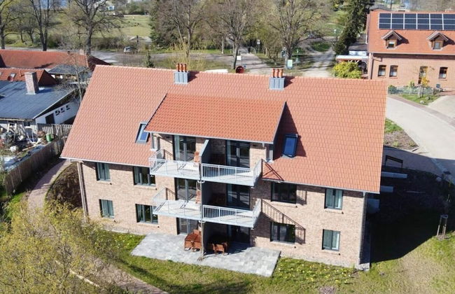 Small House Lake Modern Retreat - Foto 1