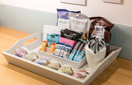 Magnolia House - Beautiful Townhouse in Old Town Poole - Photo 33