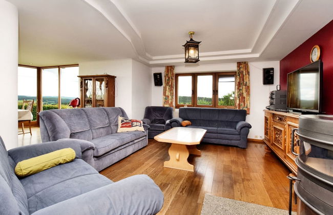 Modern Holiday Home in Schönberg with Hot Tub - Photo 20