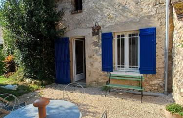 Petite maison cosy à Moret-sur-Loing, cour privée - Foto 6