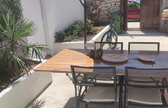 Stunning 2-bed House in Jezera With Sea Views - Foto 21