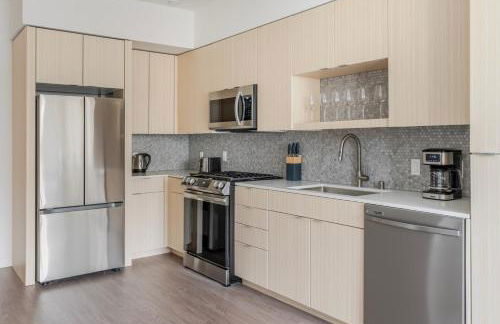 Blueground East Industrial pool AC nr park SFO-1850 - Foto 9