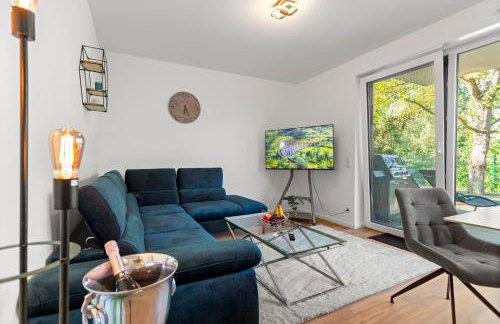 Lit Living Deluxe Apartments Wörth - Parking - Box Spring - BBQ - Balcony - Foto 1