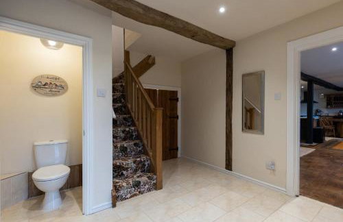 Riverside Manor - Photo 12