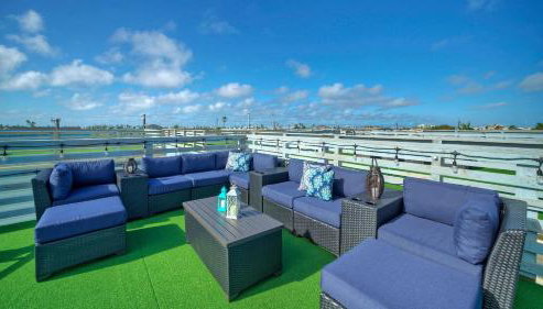 Huge Priv Rooftop w/ Ocean Glimpse View, Pool Seaside Lookout by Avantstay - Foto 3, Other