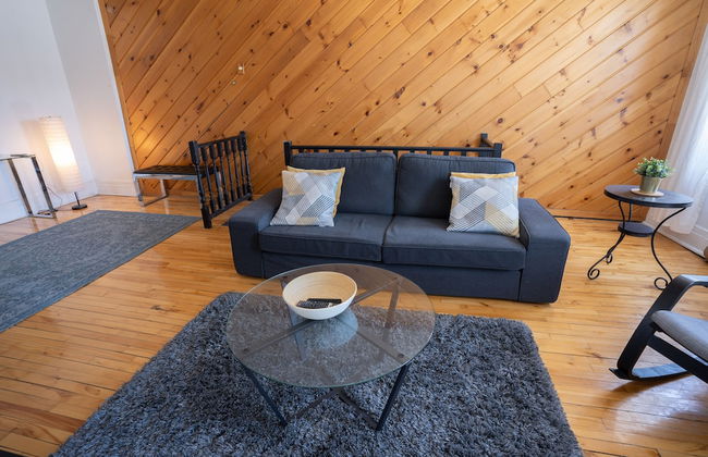 Stunning 2 Bedroom Apt! 3mins Walk From CDN Metro - Foto 22