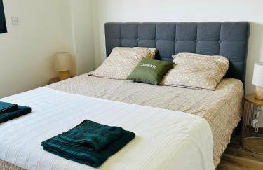 La Normandine, mer, histoire, plage débarquement gold beach, maison 4 chambres, spacieuse avec jardin et parking gratuit - Foto 19
