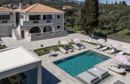 Villa Olympia - Foto 1