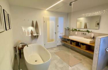 Seenland-Studio I 75 qm I Boxspringbett I Garten I Luxus-Bad - Foto 14