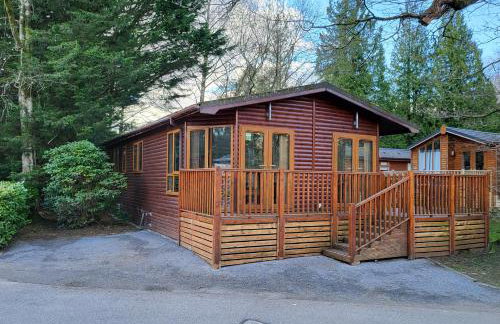 Cheerful 3 bedroom Lodge At White cross Bay Windermere - Photo 1