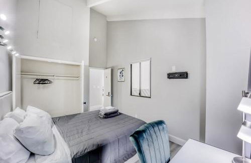 Luxury Family Home w AC and Patio near Meta and Stanford - Foto 16