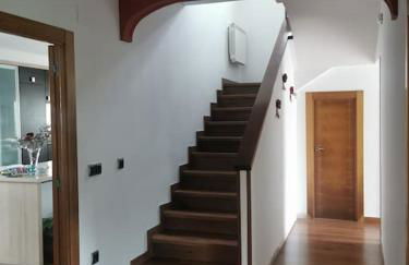 Casa con finca en Oviedo El Casero - Foto 9