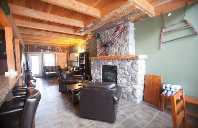 Snow Ridge by Apex Accommodations - Photo 8
