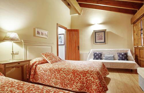 Mansion in Nava with Pool & Terrace - Foto 14