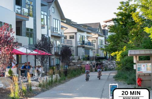 Spotless Parkside Stay King DreamCloud Sleeps 10 - Foto 33