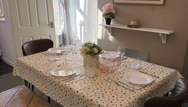 Lincoln 3BR Townhouse 6 Beds Close to CityCentre - Foto 4