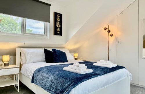 Superb Duplex in North London with reserved parking - Photo 30