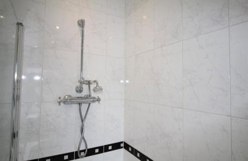 Whitley Bay - Sleeps 6 - Parking - Fast Wifi - Dogs Welcome - Foto 15