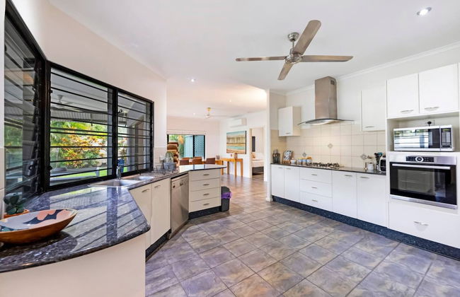 Cityside Hideaway Pool - Workstation - Markets - Foto 4