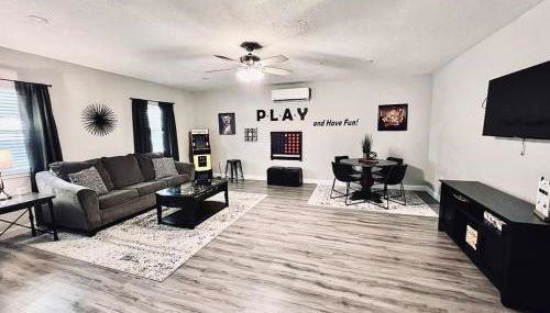 Entire 3 bedroom 1 and half bath home in Deer Park high speed wifi - Foto 4