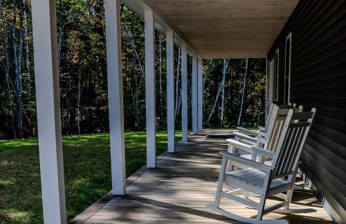 Newly Built Retreat in the Woods Near Acadia - Foto 33