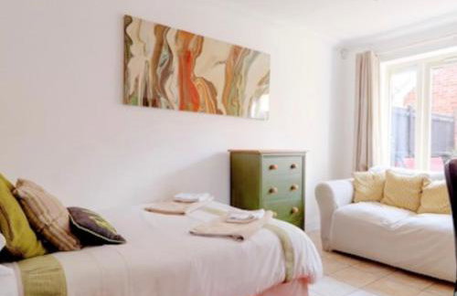 Norwich City Large Modern Home - Foto 16