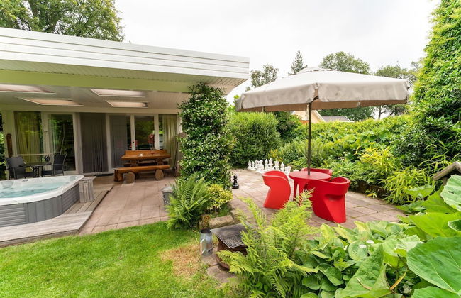 Beautiful Holiday Home in Oldenzaal with Hot Tub - Foto 8