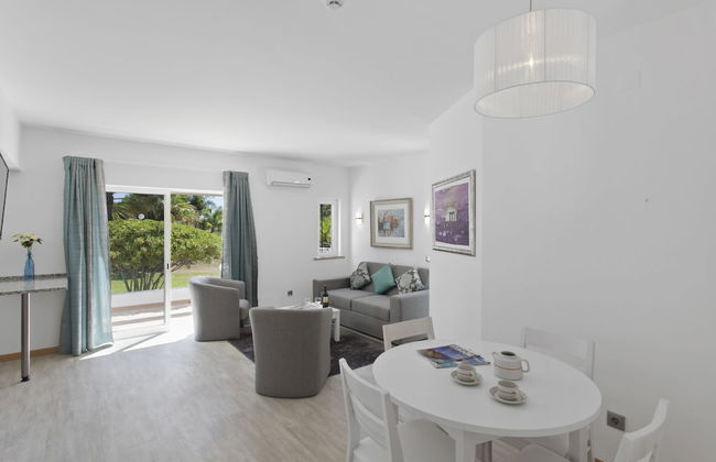 Prado Villas - Photo 4